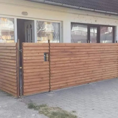 Apartament Belian Apartman Balatonlelle